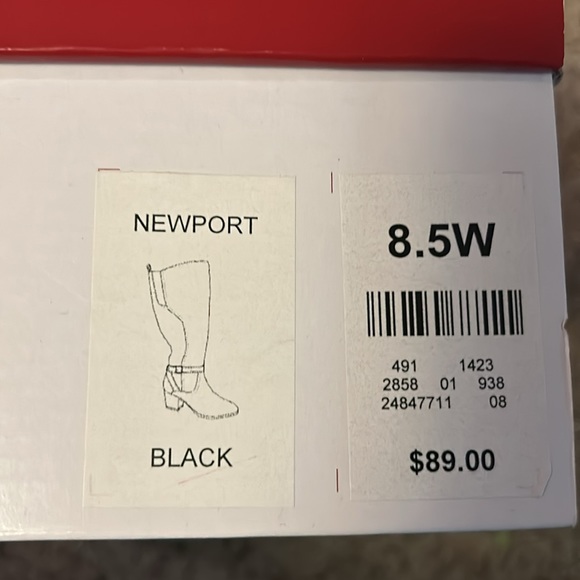 Avenue Newport black knee high plus size boots size 8.5W - Picture 9 of 9